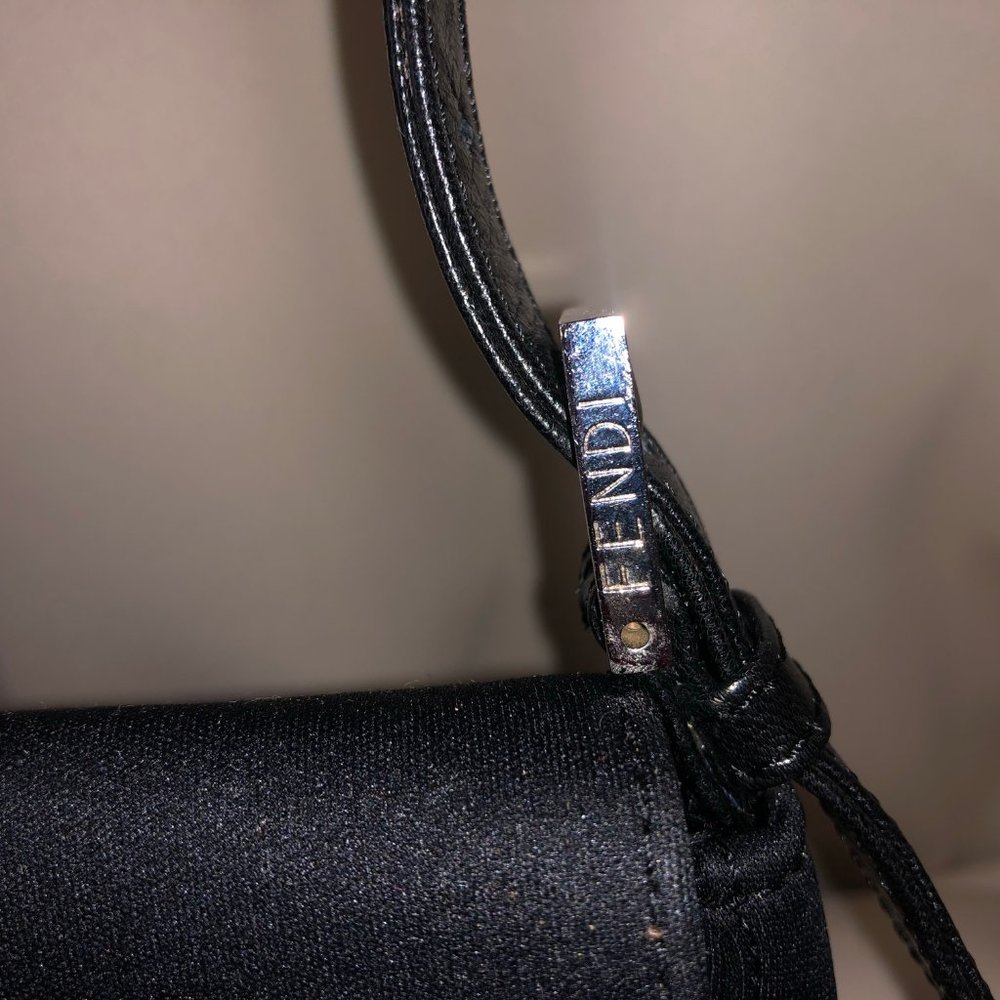 SOLD ♥Authentic Vintage Fendi Shoulderbag - Picture 4 of 15
